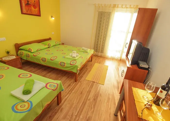 Apartment Puharic Makarska