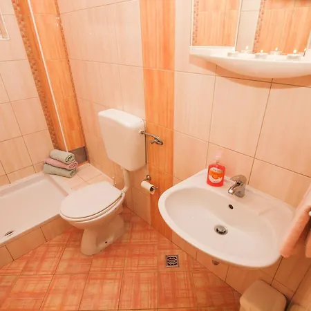 Puharic * マカルスカ