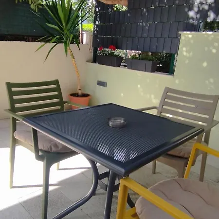 アパート Puharic マカルスカ